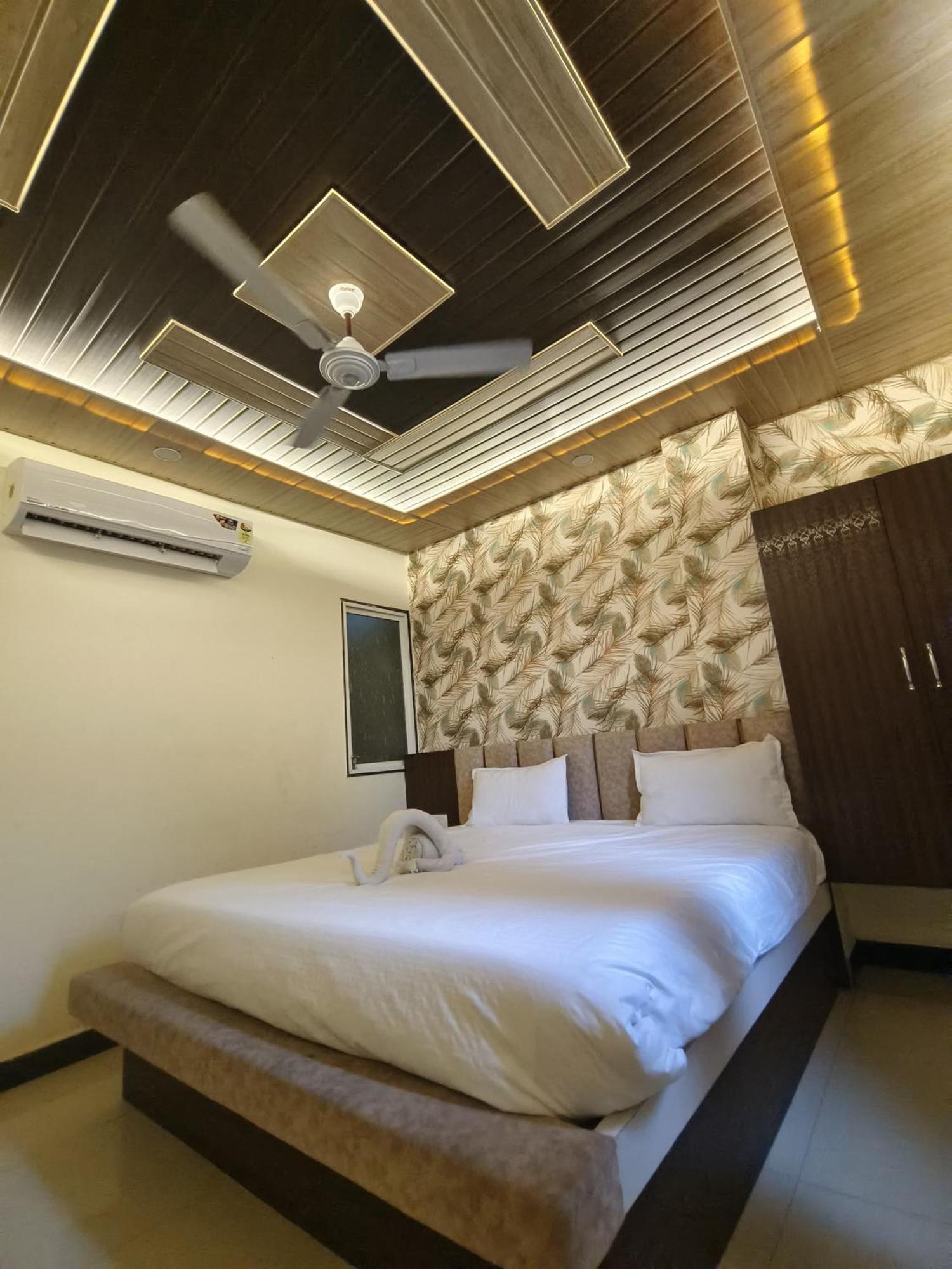 Hotel Jain Shree Удджайн Экстерьер фото